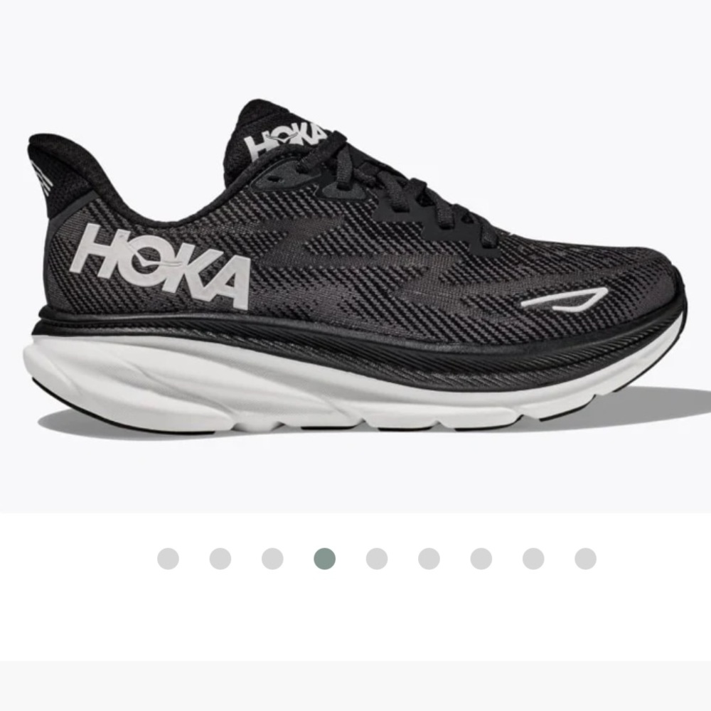 Men’s HOKA Clifton 9 Black / White Size 10.5 WIDE